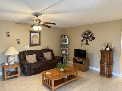 Beautiful and well-maintained 2-bedroom, 2-bathroom condo on Kings Point Golf -Flanders Way in Florida - for sale on GolfHomes.com, golf home, golf lot