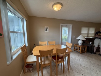 Beautiful and well-maintained 2-bedroom, 2-bathroom condo on Kings Point Golf -Flanders Way in Florida - for sale on GolfHomes.com, golf home, golf lot