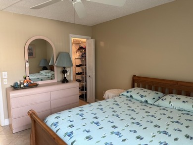 Beautiful and well-maintained 2-bedroom, 2-bathroom condo on Kings Point Golf -Flanders Way in Florida - for sale on GolfHomes.com, golf home, golf lot