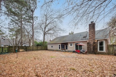 AGENTS Please read agent notes. Move-in ready in Crowfield on Crowfield Golf and Country Club in South Carolina - for sale on GolfHomes.com, golf home, golf lot