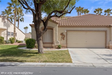 Beautiful townhome in a golf course community! Sunset Greens on CasaBlanca Resort and Casino in Nevada - for sale on GolfHomes.com, golf home, golf lot