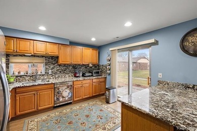 Welcome to this beautifully updated brick ranch condo, ideally on Maple Lane Golf Club in Michigan - for sale on GolfHomes.com, golf home, golf lot