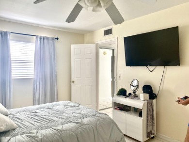 Beautiful upgraded one bedroom - corner unit for extra privacy on Kings Point Golf - Executive in Florida - for sale on GolfHomes.com, golf home, golf lot