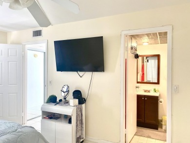 Beautiful upgraded one bedroom - corner unit for extra privacy on Kings Point Golf - Executive in Florida - for sale on GolfHomes.com, golf home, golf lot