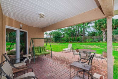Welcome to your dream home! This charming 3-bedroom, 2-bathroom on Holiday Golf Club in Florida - for sale on GolfHomes.com, golf home, golf lot