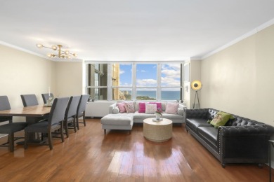 Discover your dream home in this exceptional oversized on Sydney R. Marovitz Golf Course in Illinois - for sale on GolfHomes.com, golf home, golf lot