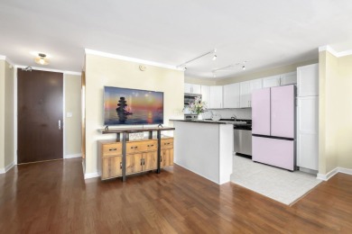 Discover your dream home in this exceptional oversized on Sydney R. Marovitz Golf Course in Illinois - for sale on GolfHomes.com, golf home, golf lot