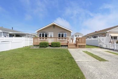 Welcome home! Do not miss this charming 3-bedroom, 2-bathroom on The Links At Brigantine Beach in New Jersey - for sale on GolfHomes.com, golf home, golf lot