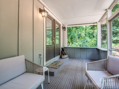 Meticulously maintained, recently updated home with 3 bedrooms + on Rumbling Bald Resort on Lake Lure in North Carolina - for sale on GolfHomes.com, golf home, golf lot