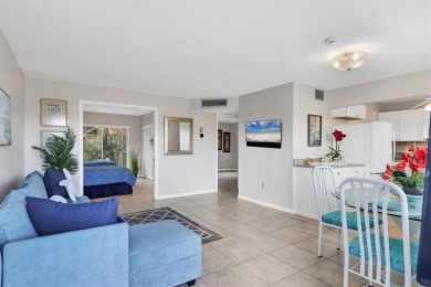 Don't walk, Run to see this updated gorgeous condo! Don't miss on Pinebrook/Ironwood Golf Course in Florida - for sale on GolfHomes.com, golf home, golf lot