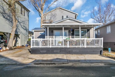 Your dream beach cottage is waiting for you! Take a tour of this on Prestwick Country Club in South Carolina - for sale on GolfHomes.com, golf home, golf lot