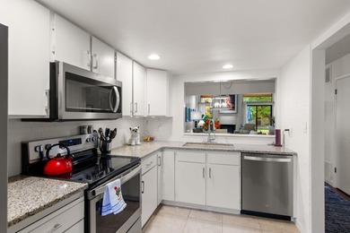 Updated Bloomington townhome featuring single-level living with on Bloomington Country Club in Utah - for sale on GolfHomes.com, golf home, golf lot