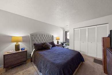 Updated Bloomington townhome featuring single-level living with on Bloomington Country Club in Utah - for sale on GolfHomes.com, golf home, golf lot