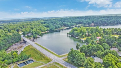 LOCATION AND SPACE! Many recent updates with this spacious home! on River Run Golf Club in Tennessee - for sale on GolfHomes.com, golf home, golf lot