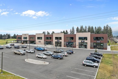 This brand new single-level home is located in a neighborhood on Prairie Falls Golf Club in Idaho - for sale on GolfHomes.com, golf home, golf lot