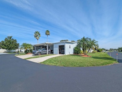 2 Bedroom | 2 Bath | 1,288 sq ft | $125,000    Welcome Home to on Four Lakes Golf Club in Florida - for sale on GolfHomes.com, golf home, golf lot