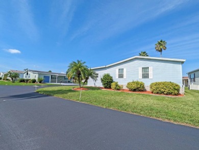 2 Bedroom | 2 Bath | 1,288 sq ft | $125,000    Welcome Home to on Four Lakes Golf Club in Florida - for sale on GolfHomes.com, golf home, golf lot