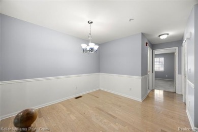 Welcome Home to Farmington Hills Living! This stylish 2-bedroom on Glen Oaks Golf Course in Michigan - for sale on GolfHomes.com, golf home, golf lot