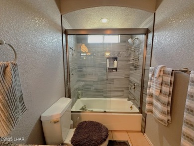 Gorgeous home on a fantastic and quiet cul-de-sac just a block on London Bridge Golf Course in Arizona - for sale on GolfHomes.com, golf home, golf lot