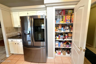 Gorgeous home on a fantastic and quiet cul-de-sac just a block on London Bridge Golf Course in Arizona - for sale on GolfHomes.com, golf home, golf lot