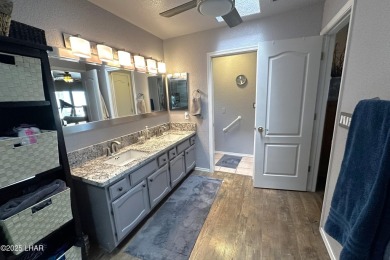 Gorgeous home on a fantastic and quiet cul-de-sac just a block on London Bridge Golf Course in Arizona - for sale on GolfHomes.com, golf home, golf lot