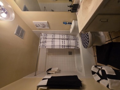 Charming and meticulously maintained 2-bedroom, 2-bath condo now on River Oaks Golf Course in Illinois - for sale on GolfHomes.com, golf home, golf lot