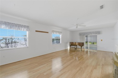 LOVELY VILLA WITH STUNNING GOLF COURSE VIEWS!
The additional on The Links of Spruce Creek in Florida - for sale on GolfHomes.com, golf home, golf lot