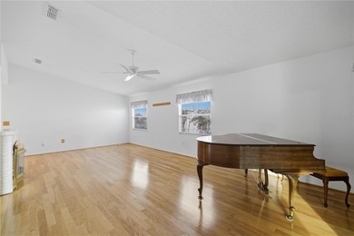 LOVELY VILLA WITH STUNNING GOLF COURSE VIEWS!
The additional on The Links of Spruce Creek in Florida - for sale on GolfHomes.com, golf home, golf lot