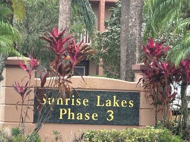 Sunrise Lakes Phase 3. A 55+Community. 1 Bed, 1.5 BathEnjoy on Sunrise Lakes Phase III in Florida - for sale on GolfHomes.com, golf home, golf lot