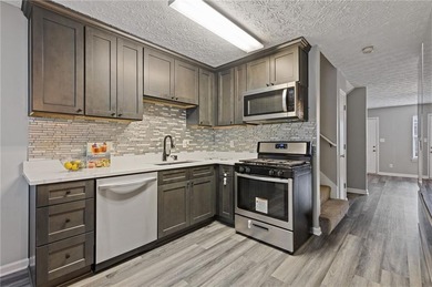 WELCOME HOME!! ELEGANCE MEETS EXCEPTIONAL VALUE in this rare 3 on Heritage Golf Links in Georgia - for sale on GolfHomes.com, golf home, golf lot