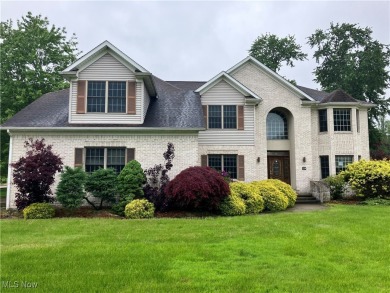 Welcome to 1254 Maxfli Dr. This beautiful brick Colonial is on Chenoweth Golf Course in Ohio - for sale on GolfHomes.com, golf home, golf lot