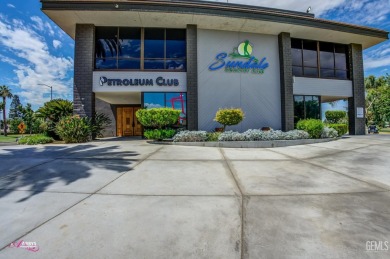 Beautifully Updated Home in Prime Kern City Location! Welcome to on Sundale Country Club in California - for sale on GolfHomes.com, golf home, golf lot