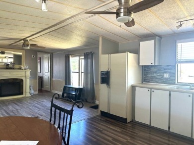 2-BEDROOM, 2-BATHROOM HOME IN GOLF COMMUNITY, ANGLERS GREEN on Anglers Green Golf Course in Florida - for sale on GolfHomes.com, golf home, golf lot