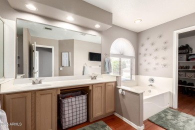 STUNNING HOME IN ARROWHEAD RANCH! Tucked away in a spacious on The Legend at Arrowhead in Arizona - for sale on GolfHomes.com, golf home, golf lot