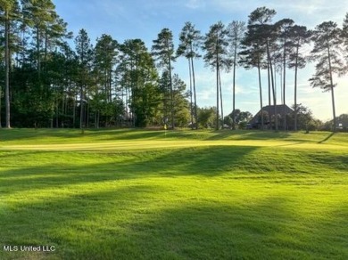 Attention golf enthusiasts!!! Here's your chance to live on the on Castlewoods Golf Club in Mississippi - for sale on GolfHomes.com, golf home, golf lot