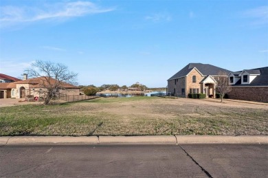 Welcome to an INCREDIBLE opportunity to build your dream home on on Tangle Ridge Golf Club in Texas - for sale on GolfHomes.com, golf home, golf lot