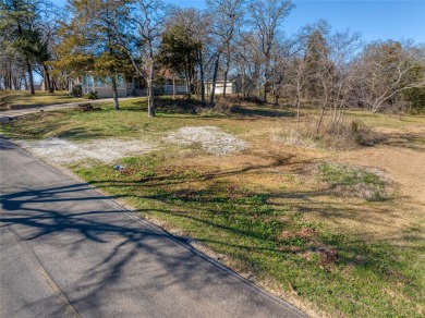 Nice interior lot at the North End of Lake Kiowa, near Crossing on Lake Kiowa Golf Course in Texas - for sale on GolfHomes.com, golf home, golf lot