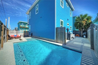 Super cute 4 bdrm, 4.5 bath beach retreat with its own private on Palmilla Beach Golf Club in Texas - for sale on GolfHomes.com, golf home, golf lot