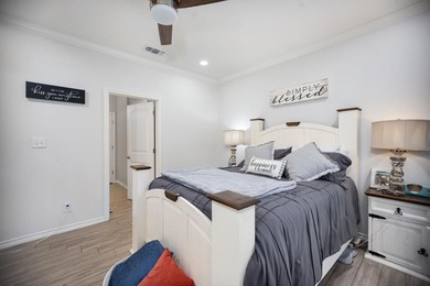 Beautiful townhouse located in the desired Crown Colony on Crown Colony Country Club in Texas - for sale on GolfHomes.com, golf home, golf lot