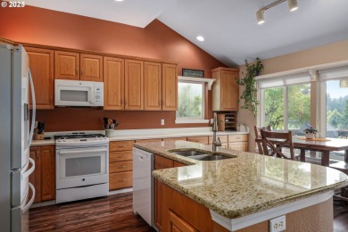 Golf course living at its finest at Creekside Golf Estates. This on  in Oregon - for sale on GolfHomes.com, golf home, golf lot