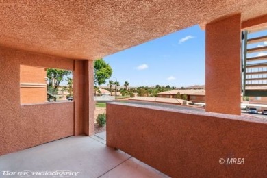 DON'T DO THOSE STEPS. Discover comfortable living in this on The Oasis Golf Club in Nevada - for sale on GolfHomes.com, golf home, golf lot
