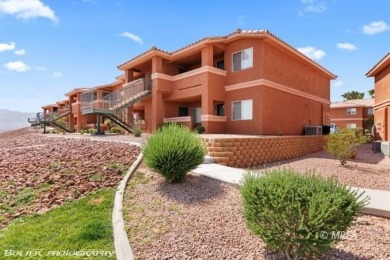 DON'T DO THOSE STEPS. Discover comfortable living in this on The Oasis Golf Club in Nevada - for sale on GolfHomes.com, golf home, golf lot