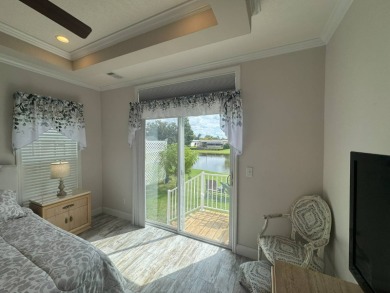PRICED TO SELL! - This spectacular 1,456 plus plus square foot on The Meadows At Countrywood in Florida - for sale on GolfHomes.com, golf home, golf lot