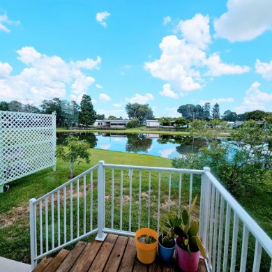 PRICED TO SELL! - This spectacular 1,456 plus plus square foot on The Meadows At Countrywood in Florida - for sale on GolfHomes.com, golf home, golf lot