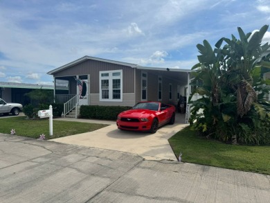 PRICED TO SELL! - This spectacular 1,456 plus plus square foot on The Meadows At Countrywood in Florida - for sale on GolfHomes.com, golf home, golf lot