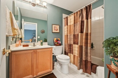 This beautifully maintained 2-bedroom, plus loft, 3.5-bath on Schaumburg Golf Club in Illinois - for sale on GolfHomes.com, golf home, golf lot