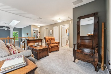 This beautifully maintained 2-bedroom, plus loft, 3.5-bath on Schaumburg Golf Club in Illinois - for sale on GolfHomes.com, golf home, golf lot