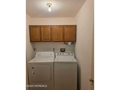 Great opportunity in Leisure Village West! This 2 bedroom, 2 and on Leisure Village West Assoc. in New Jersey - for sale on GolfHomes.com, golf home, golf lot