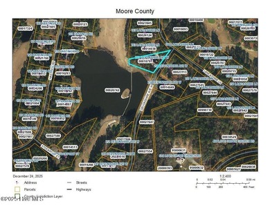 Welcome home to 253 Devonshire Avenue West in the popular Seven on Seven Lakes Country Club in North Carolina - for sale on GolfHomes.com, golf home, golf lot