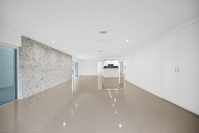 Substantially remodeled 3-bedroom, 3-bath residential condo on Oaks Country Club in Florida - for sale on GolfHomes.com, golf home, golf lot